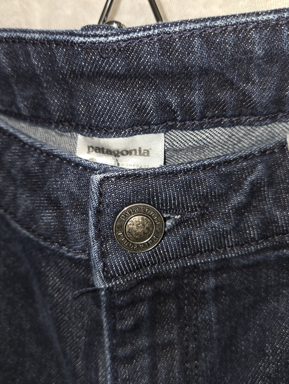 Size 30 Patagonia Dark Indigo Straight Leg‎ Women's Jeans - Picture 6 of 6